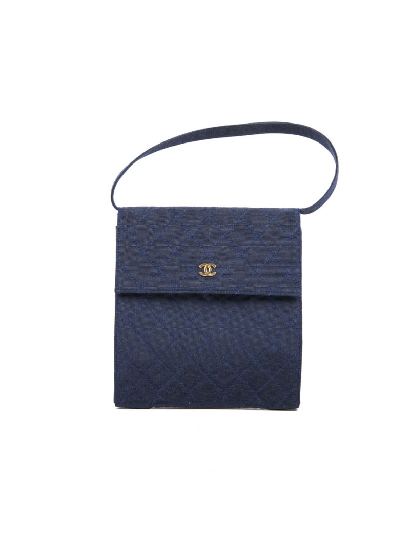 Sac CHANEL Vintage en satin duchesse bleu nuit  Vintage