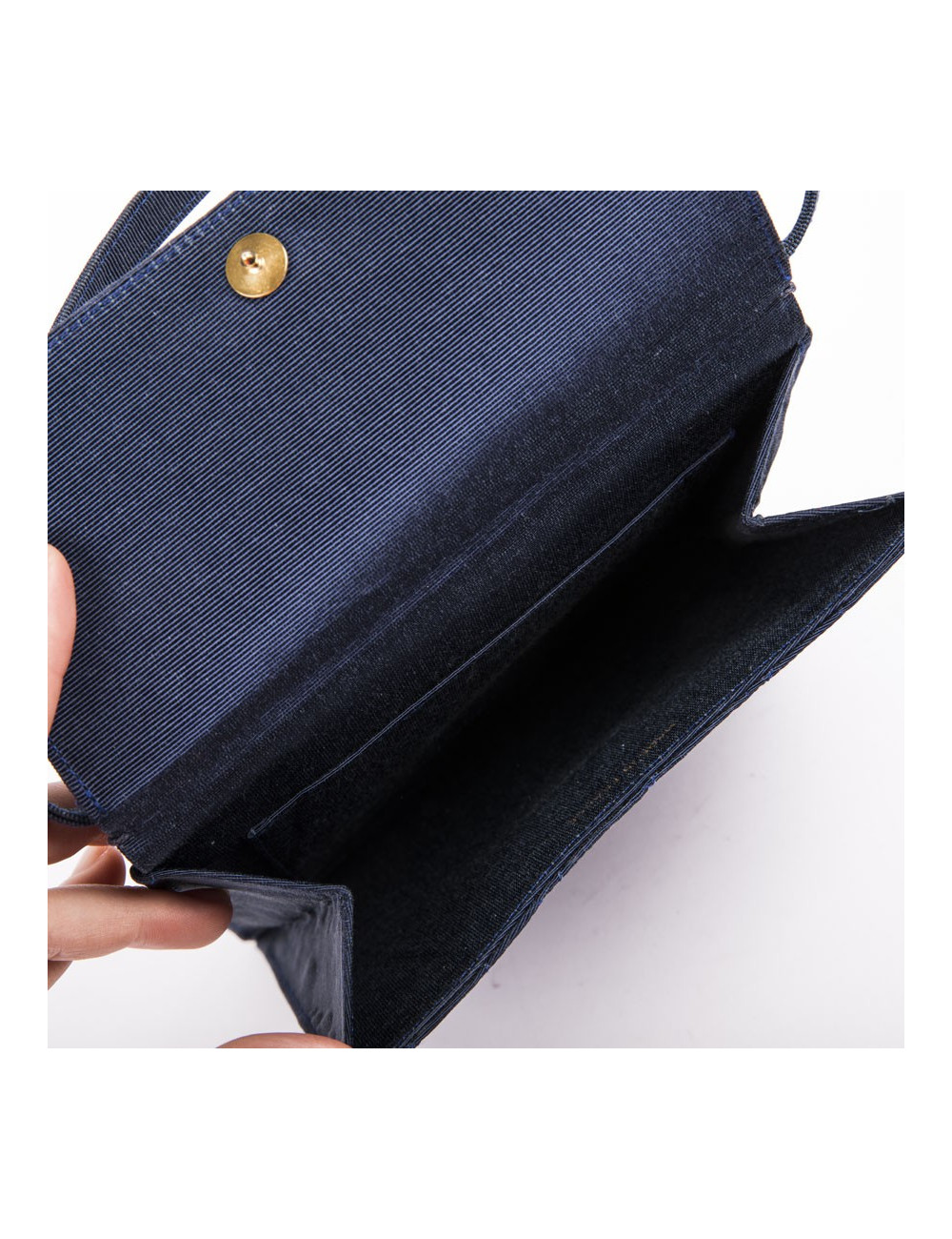 Sac CHANEL Vintage en satin duchesse bleu nuit  Vintage