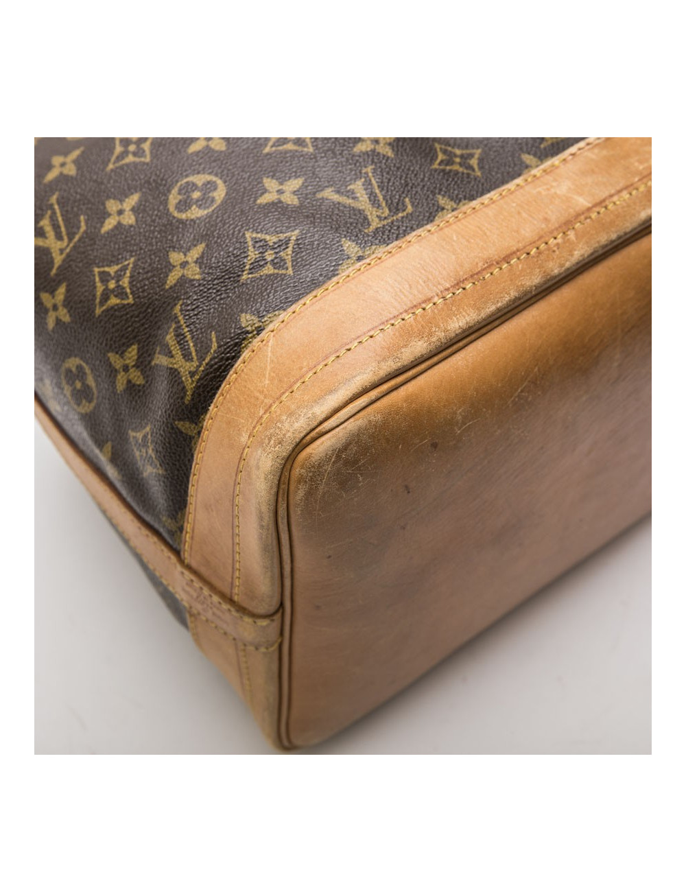 Sac LOUIS VUITTON "Noé" GM en toile et cuir