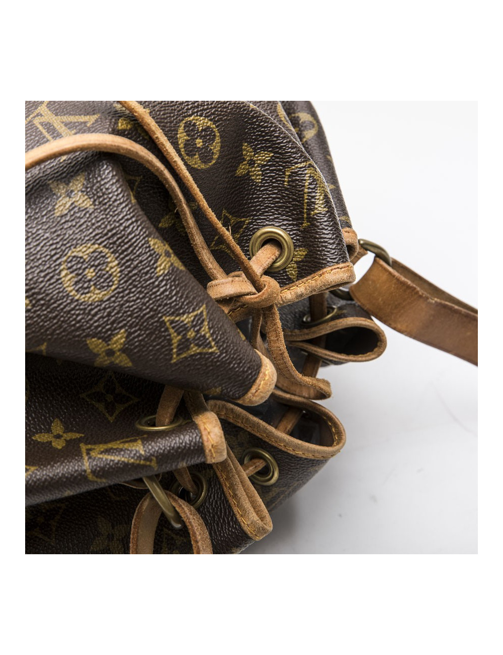 Sac LOUIS VUITTON "Noé" GM en toile et cuir