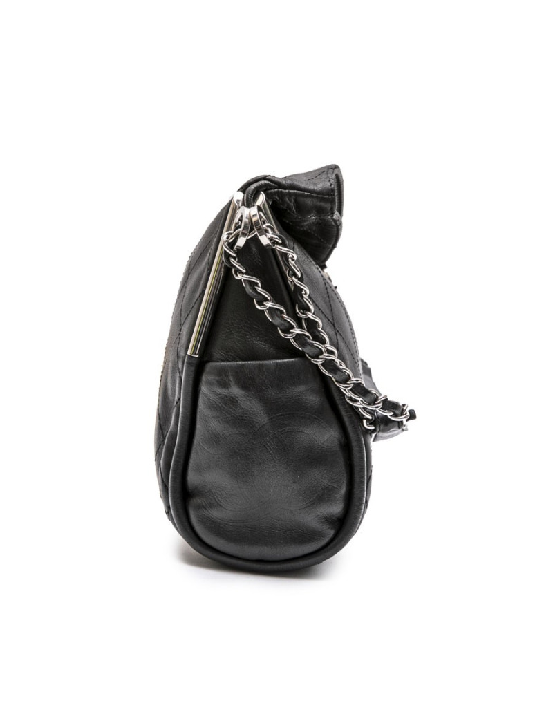 Sac CHANEL cuir d'agneau matelassé noir