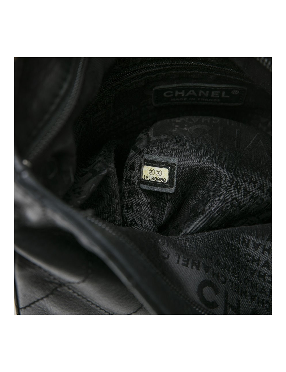 Sac CHANEL cuir d'agneau matelassé noir