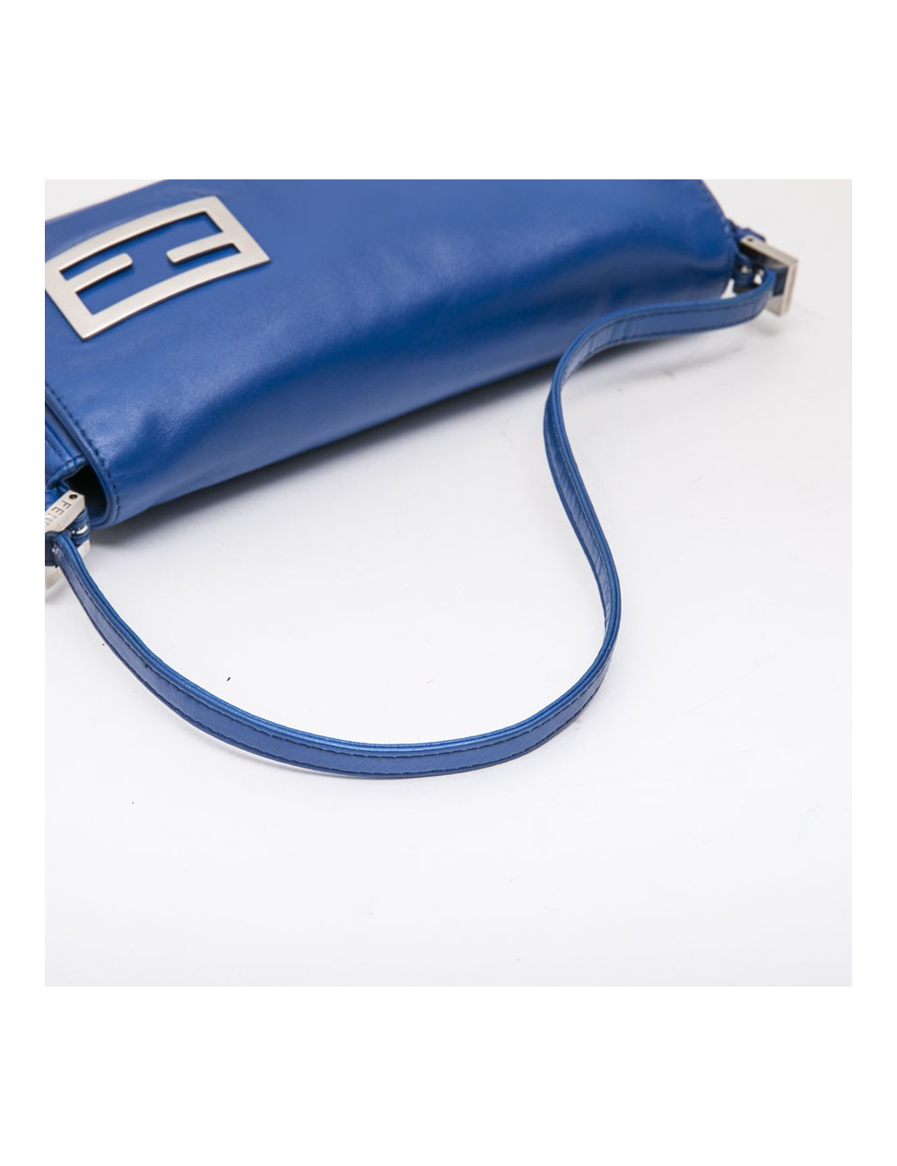  Sac FENDI cuir lisse bleu éléctrique