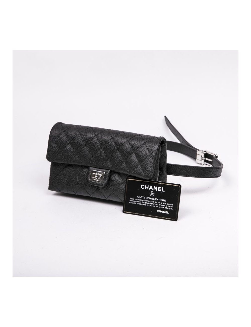 Pochette banane CHANEL cuir grainé noir