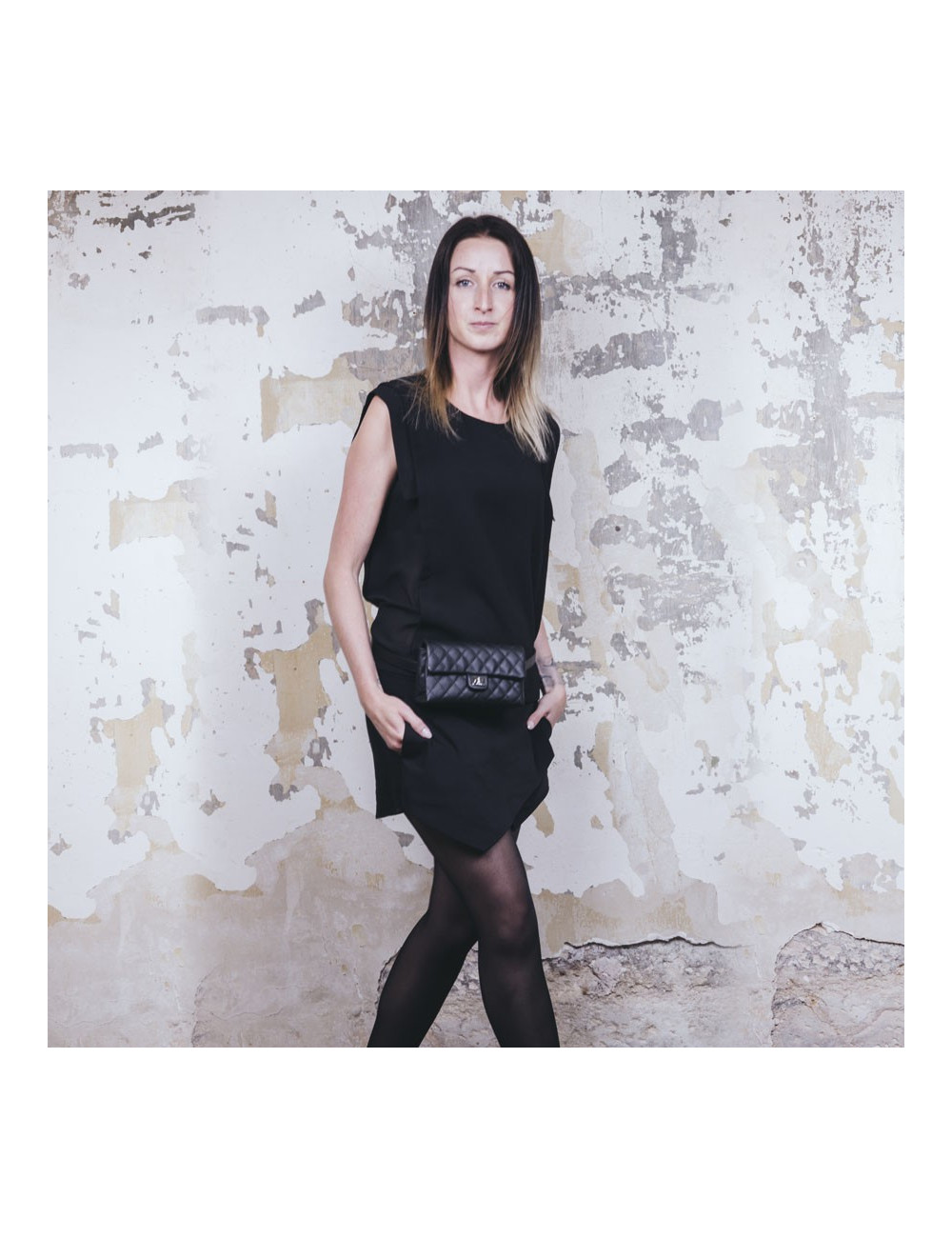 Pochette banane CHANEL cuir grainé noir