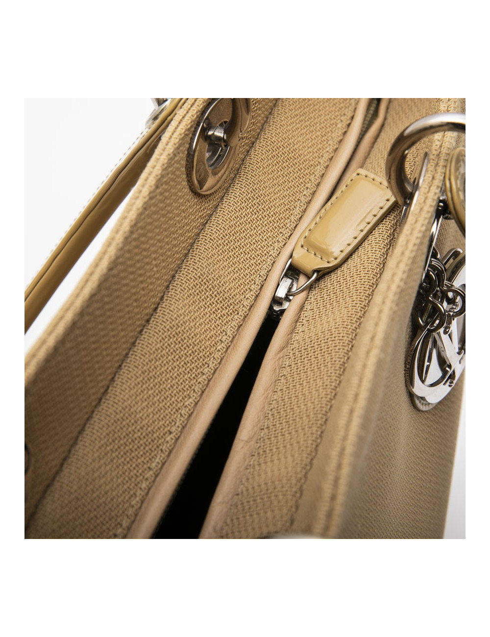 CHRISTIAN DIOR Lady D bag in beige canvas and beige patent leather