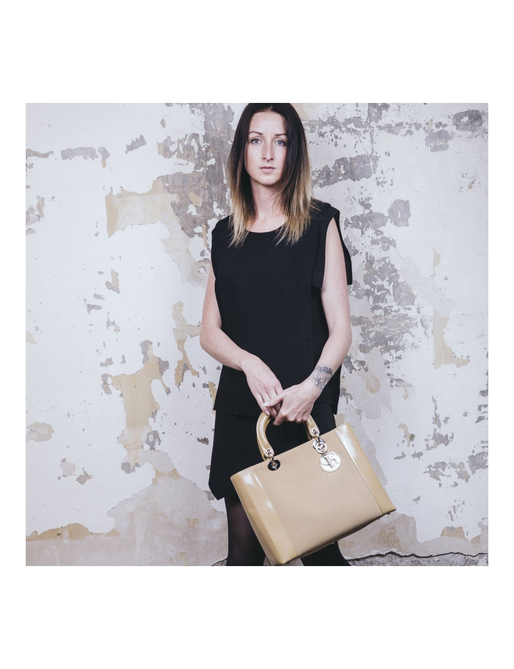 CHRISTIAN DIOR Lady D bag in beige canvas and beige patent leather