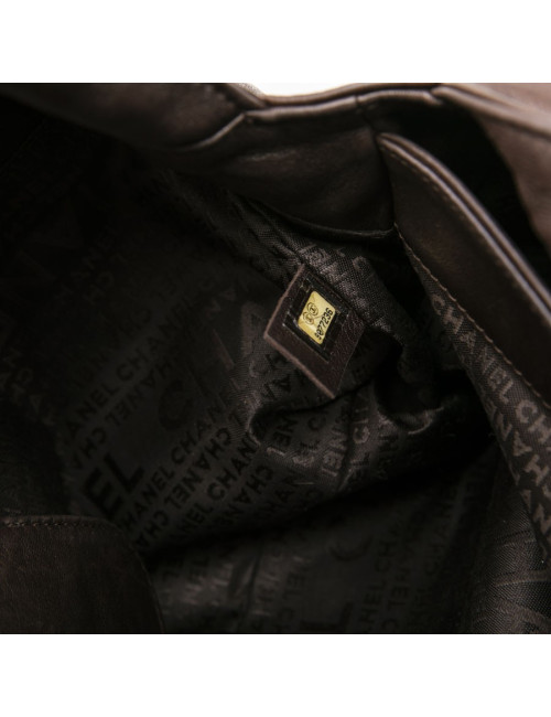 Sac CHANEL en cuir lisse marron