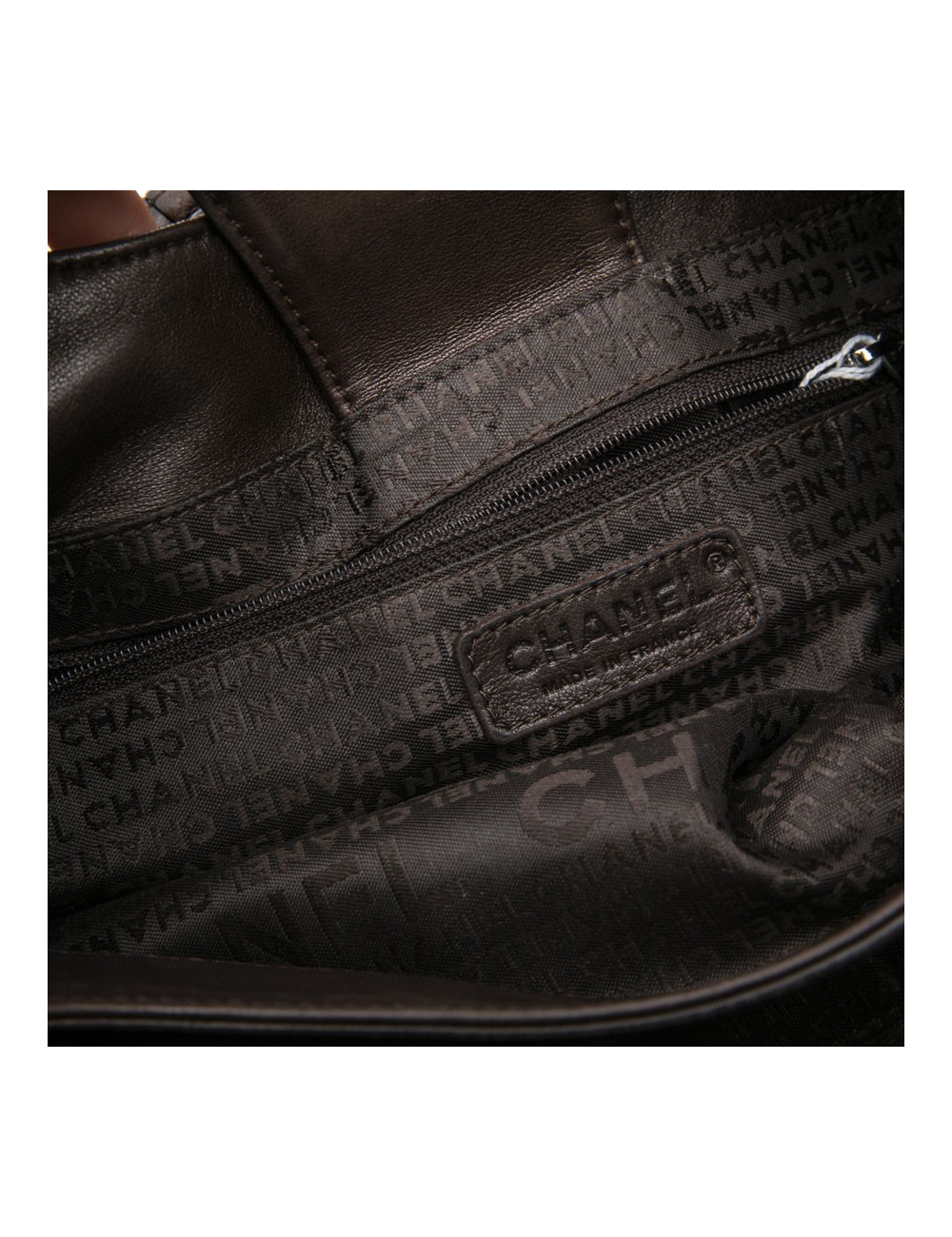 Sac CHANEL en cuir lisse marron