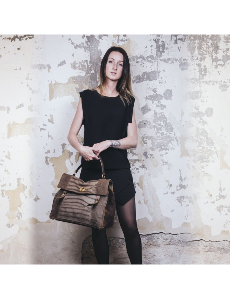Sac "Muse" YVES SAINT LAURENT marron imitation crocodile