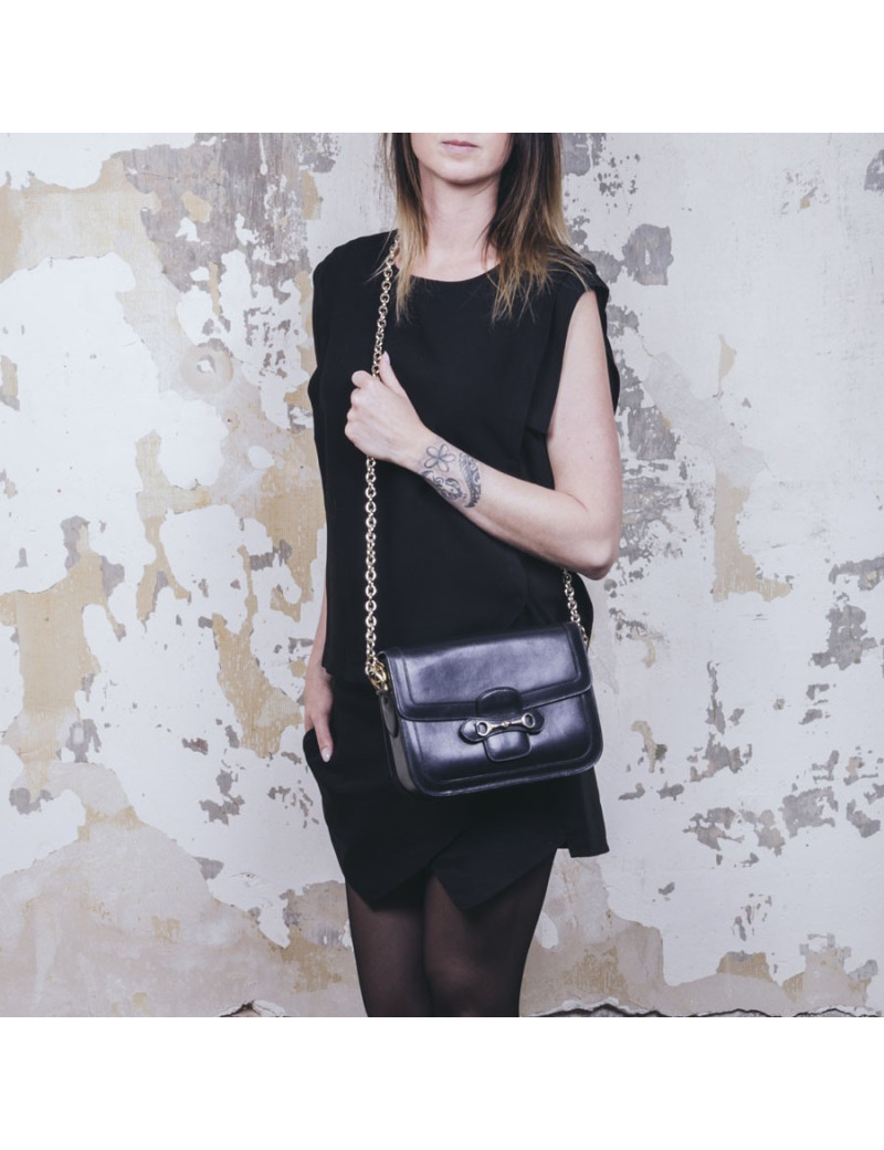 CELINE Vintage bag in smooth navy leather