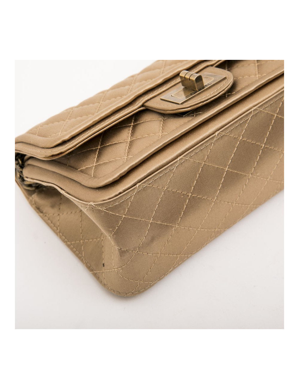 Sac CHANEL "Paris-Shanghai" en satin duchesse