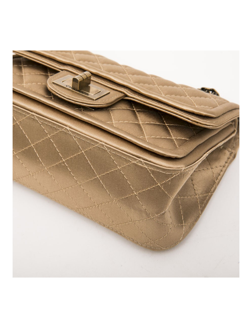 Sac CHANEL "Paris-Shanghai" en satin duchesse