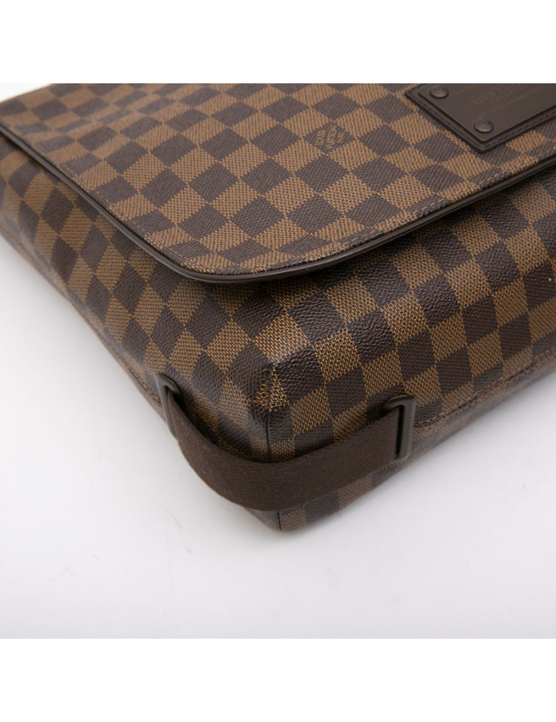 LOUIS VUITTON Brooklyn GM bag in ebony damier canvas