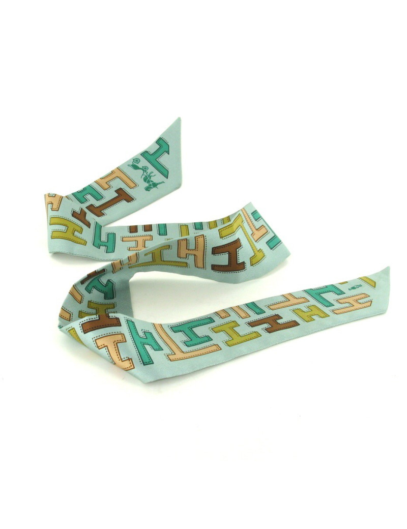 Twilly en soie vert d'eau imprimé H