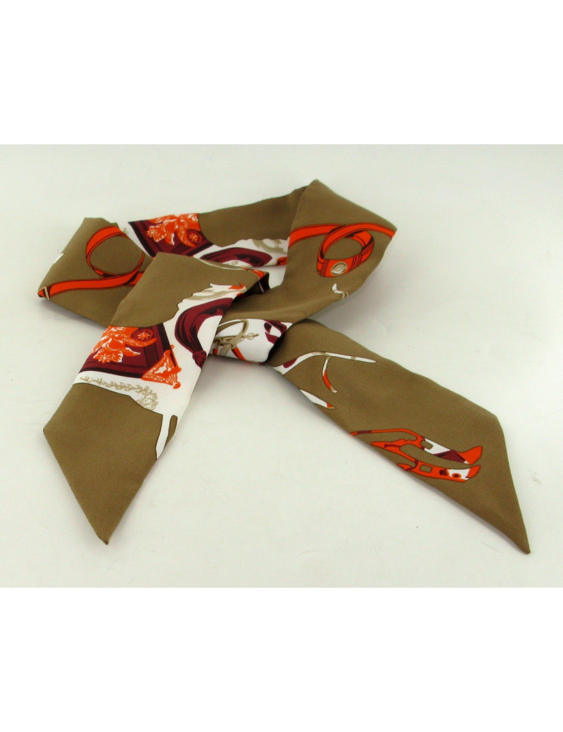 Twilly Hermès en soie marron