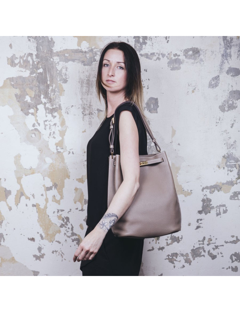 Sac  So Kelly HERMES cuir taurillon clémence étoupe