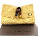 Pochette dorée LOUIS VUITTON Collection Printemps-Eté 2009