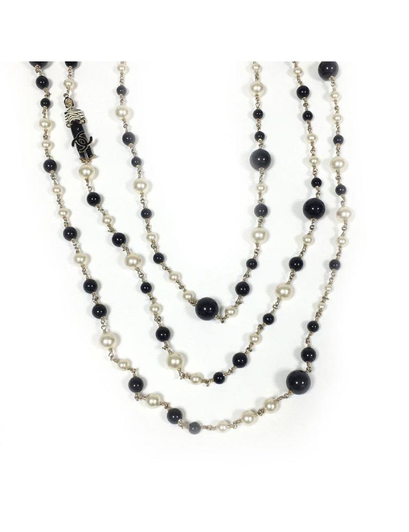 CHANEL multi row necklace with pearls, cc and Coco figurine