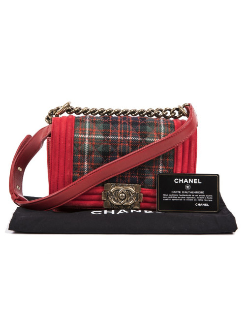 CHANEL Boy flap bag Paris Edimbourg in Red velvet and plaid fabric