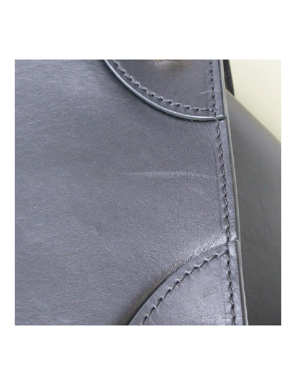 Sac CELINE Luggage Micro en cuir noir et lézard gris