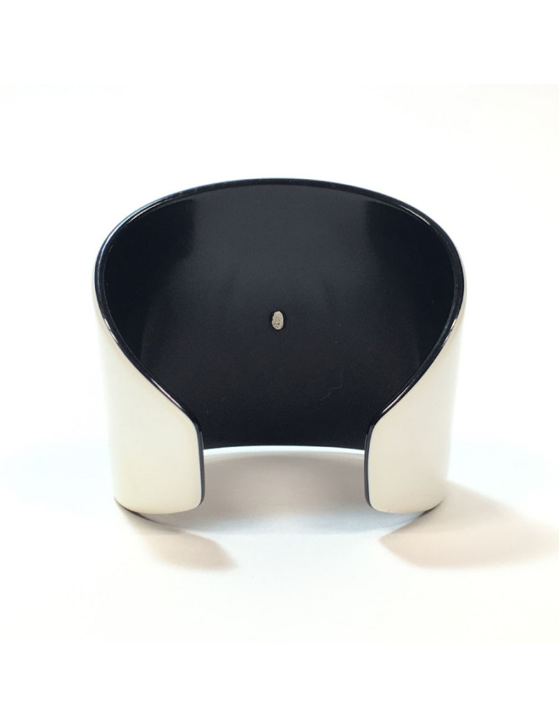 Manchette CC en plastique noir et blanc