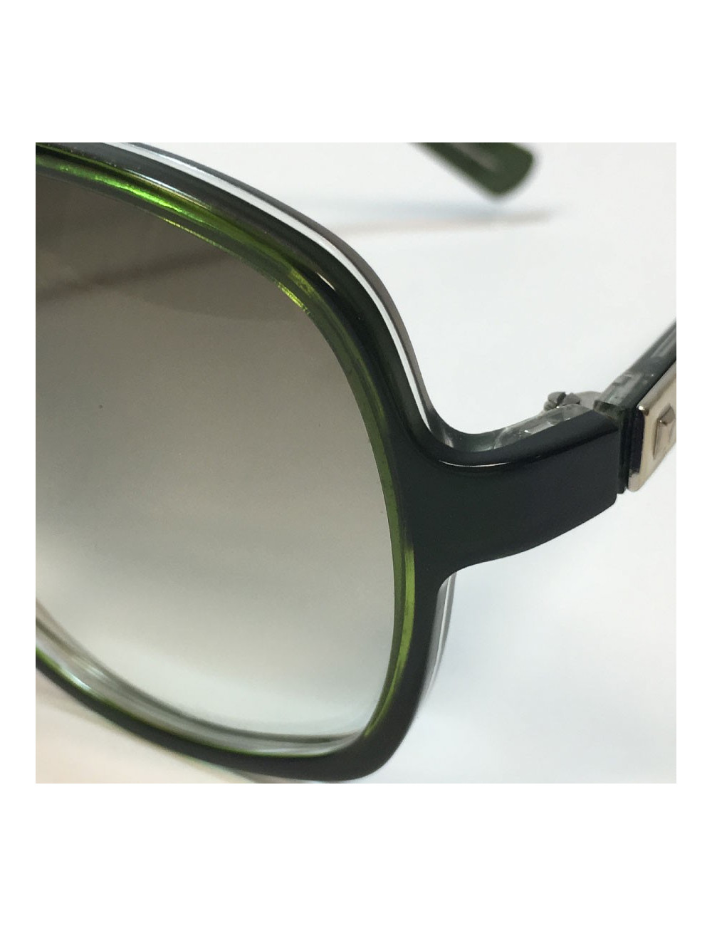 Lunettes de soleil GUCCI oversize en plastique vert