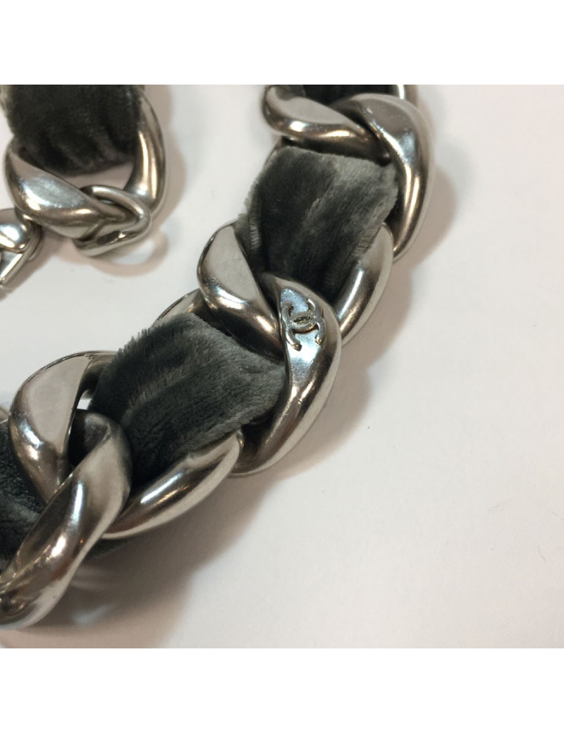 CHANEL belt in silver chain and gray velvet
