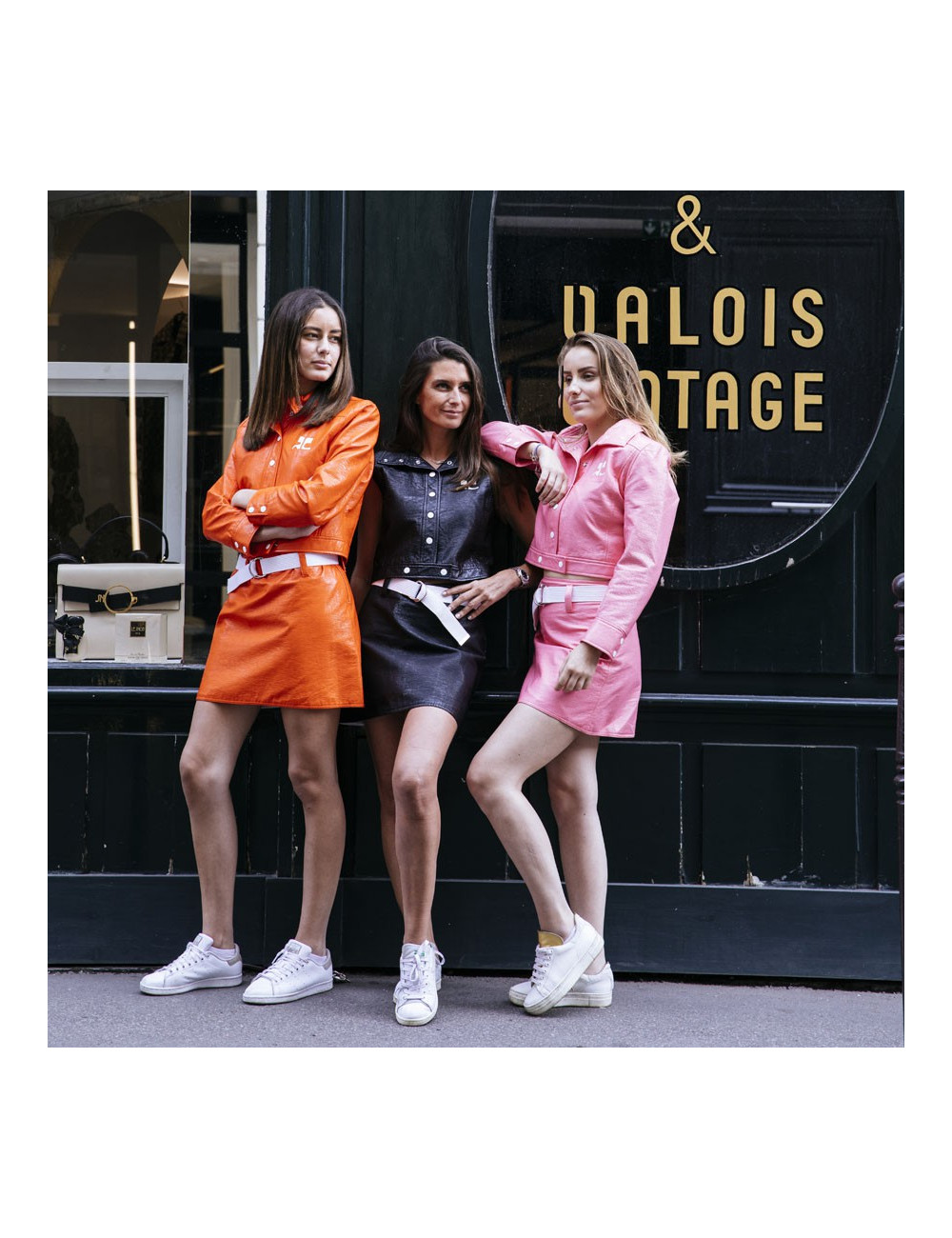 Ensemble T 40 blouson et jupe COURREGES noir