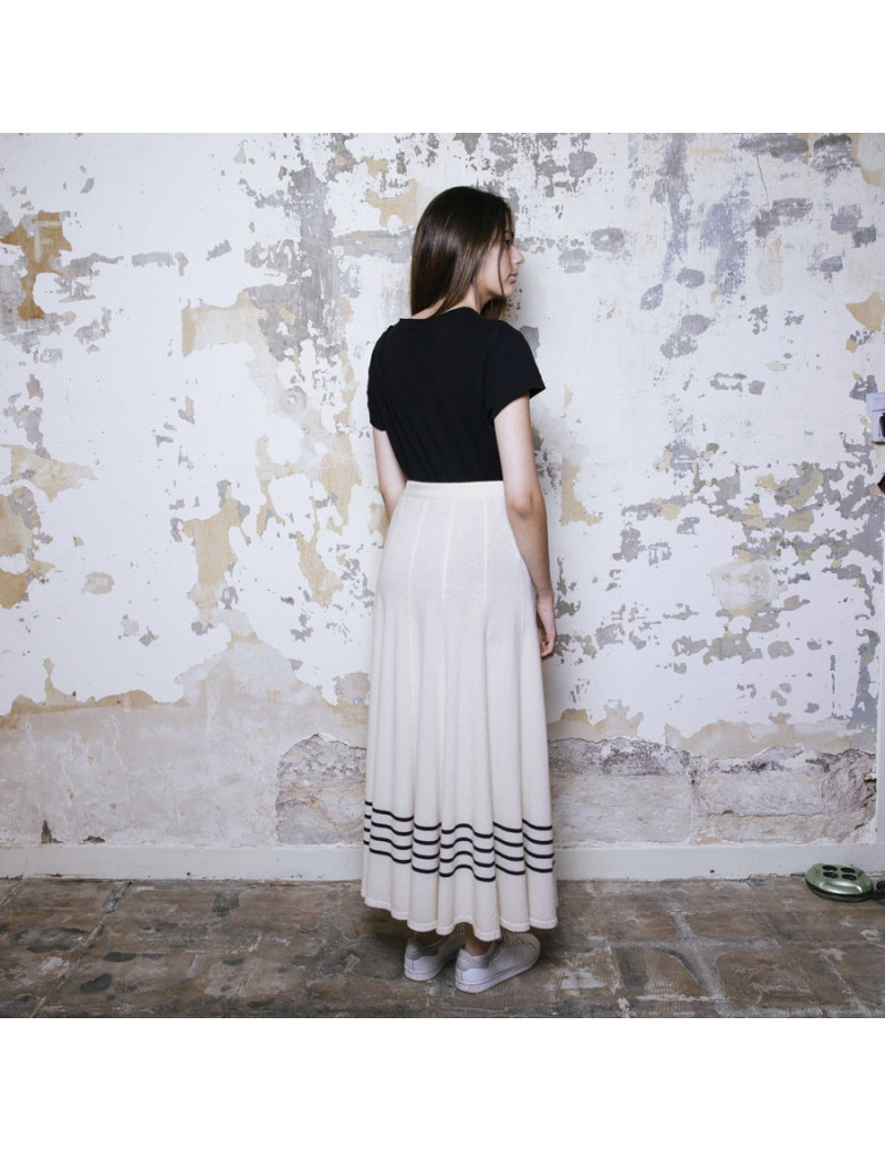 Jupe longue CHANEL T 42 en cachemire ivoire et rayée noire