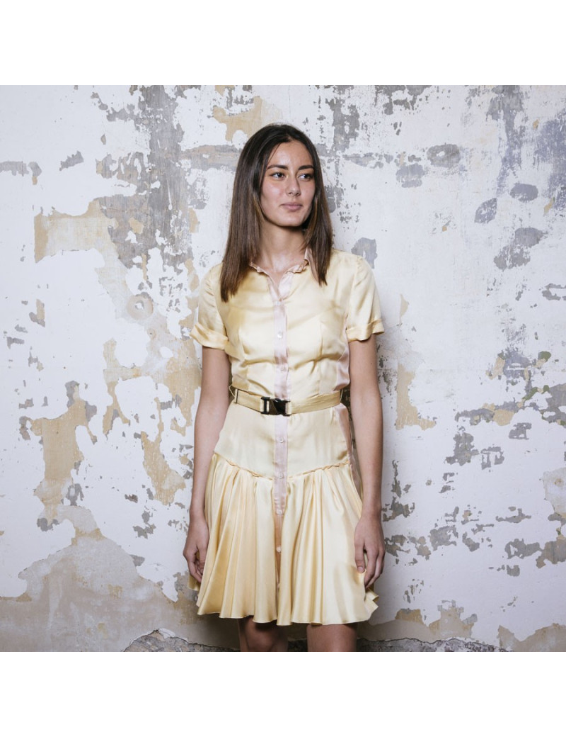 Robe T 38 PRADA en soie jaune pâle
