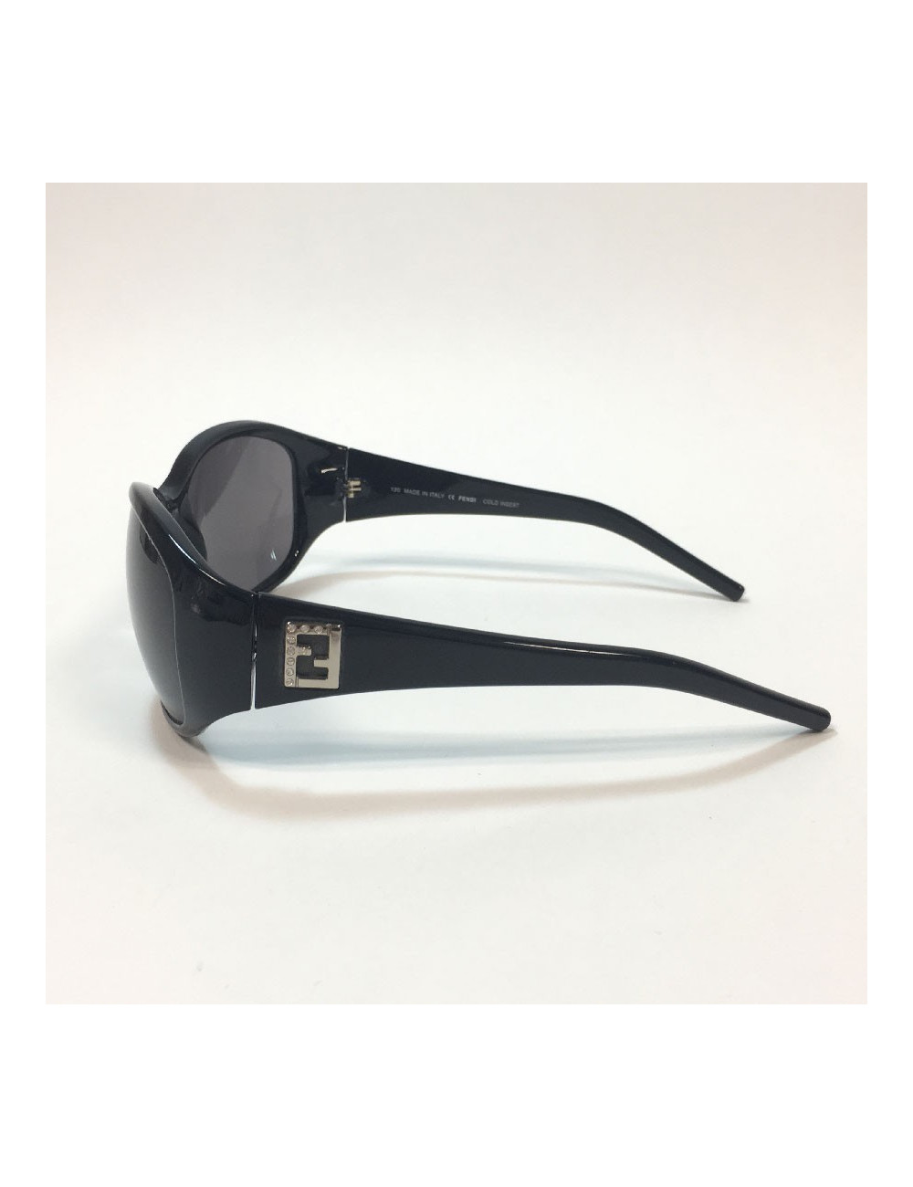 Lunettes de soleil FENDI monture noire