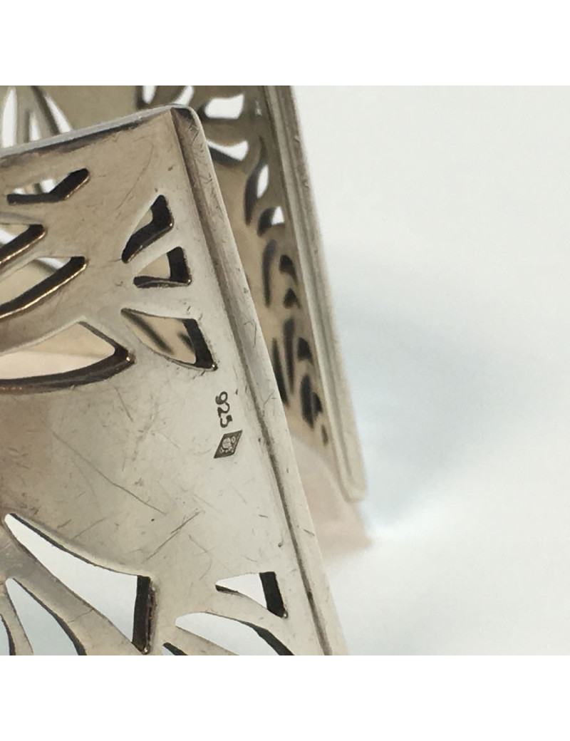 CHANEL 'camellias' cuff bracelet in sterling silver