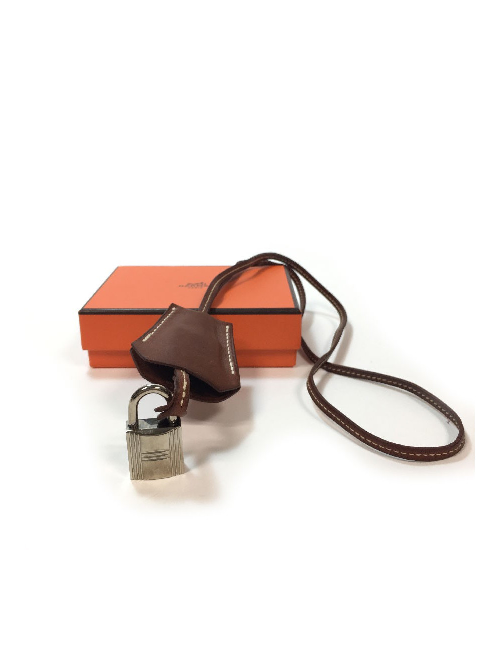 Collier cadenas HERMES cuir veau barénia