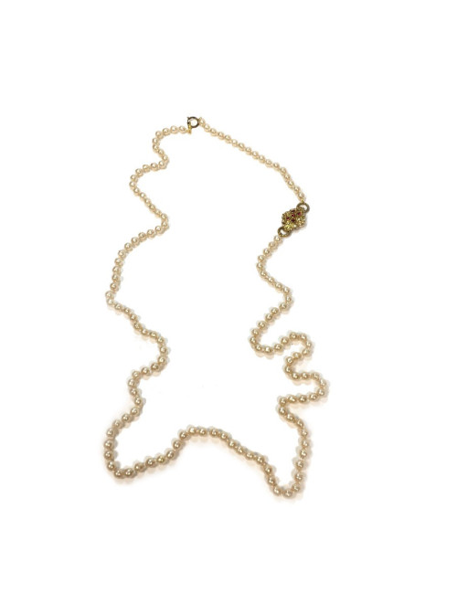 Sautoir long CHANEL en perles nacrées Vintage