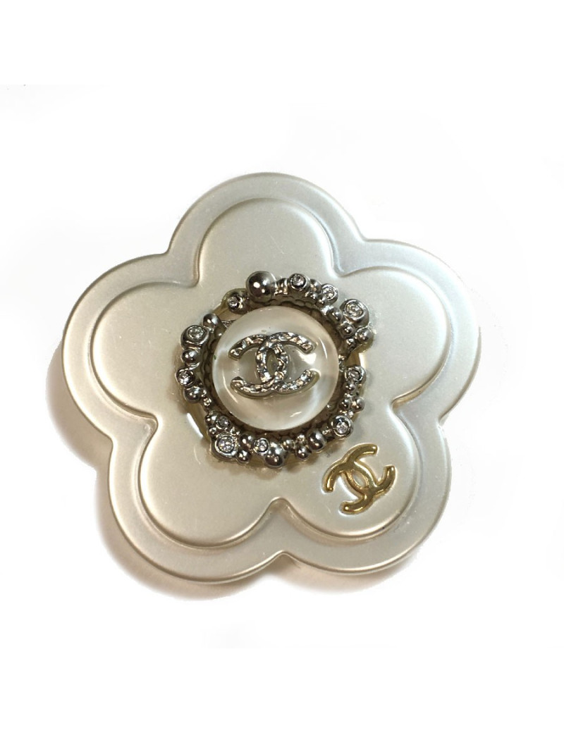 Broche CHANEL