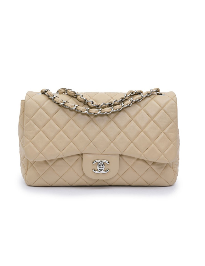 Sac jumbo CHANEL cuir matelassé souple beige