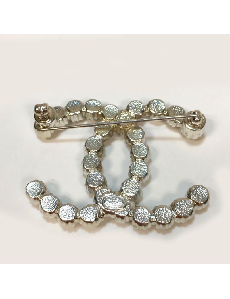 Broche CHANEL CC perles et métal argenté
