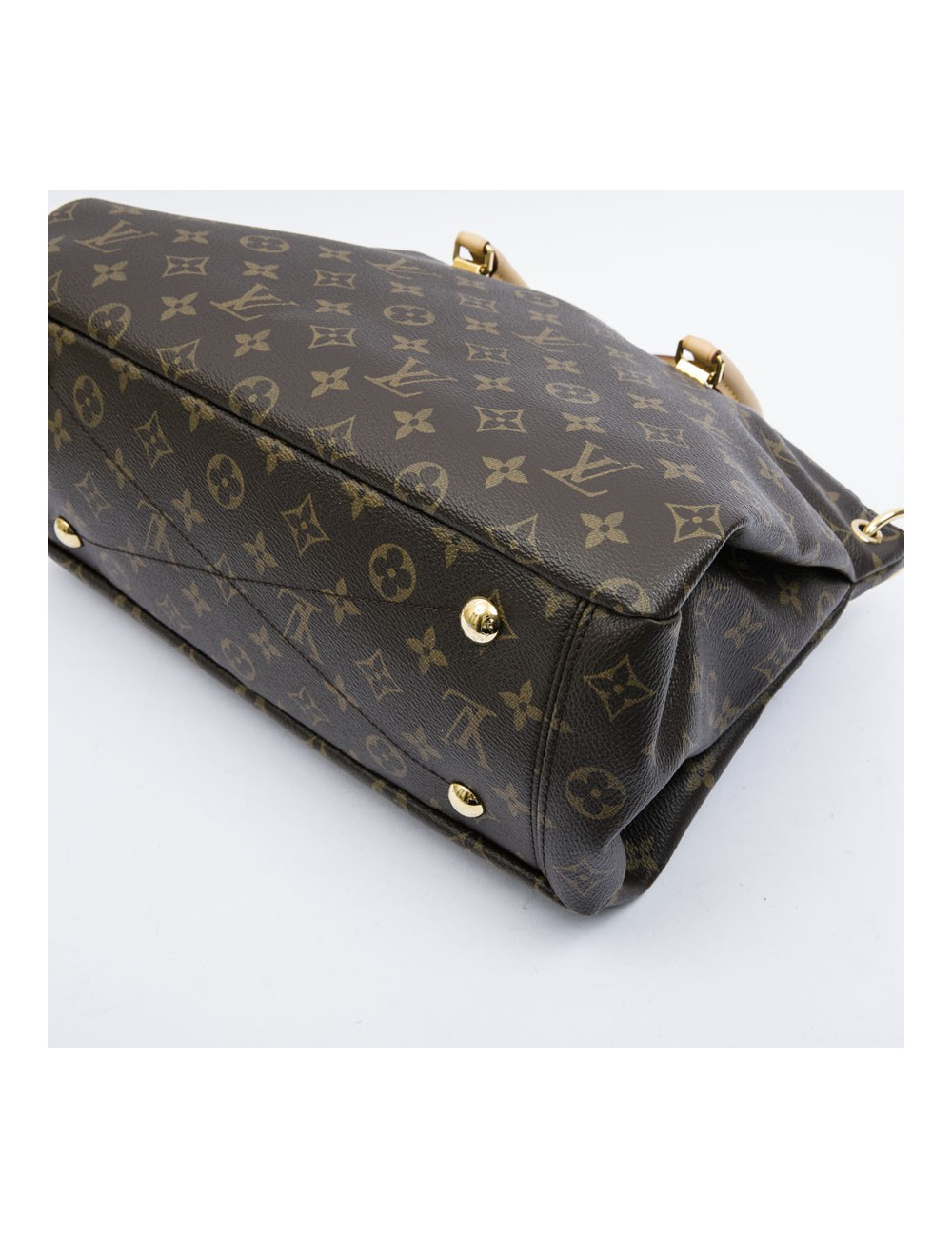 LOUIS VUITTON Pallas bag in brown monogram canvas