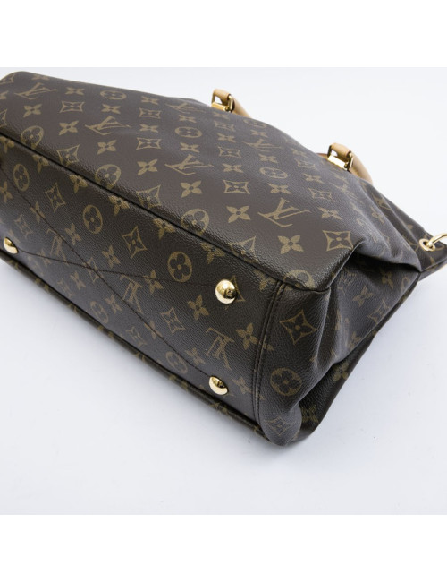 LOUIS VUITTON Pallas bag in brown monogram canvas