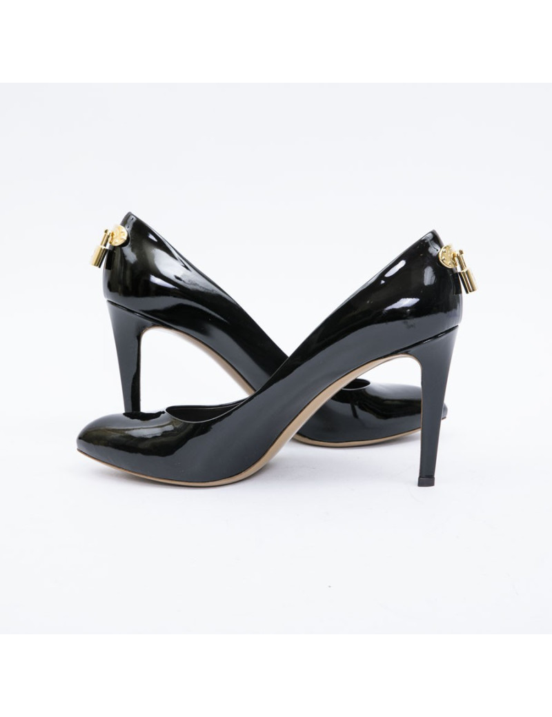 LOUIS VUITTON Oh really high heels in black patent leather size 39.5FR
