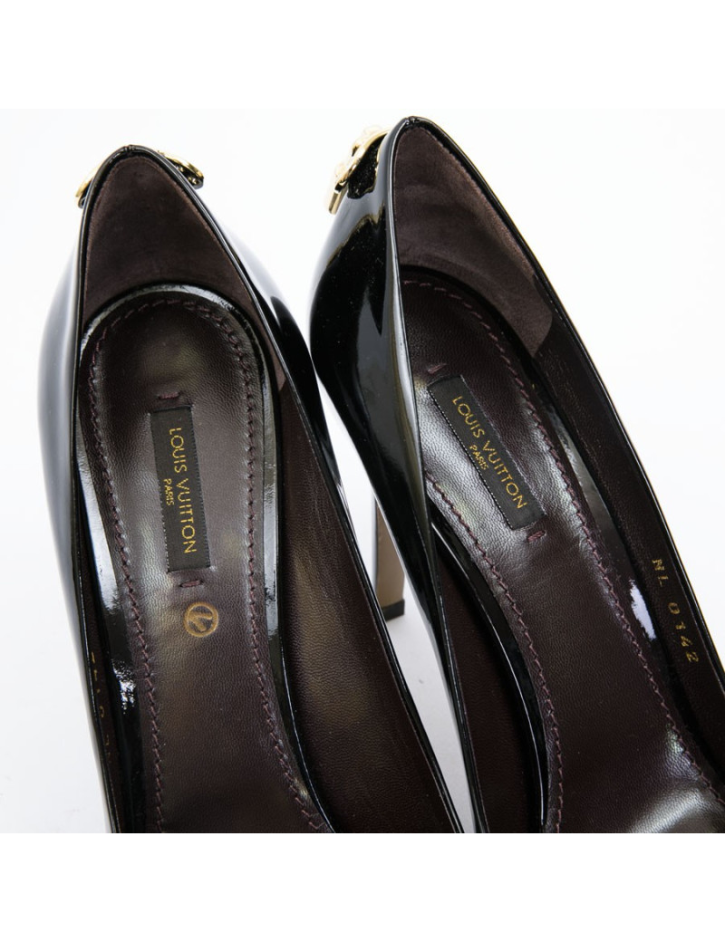 LOUIS VUITTON Oh really high heels in black patent leather size 39.5FR