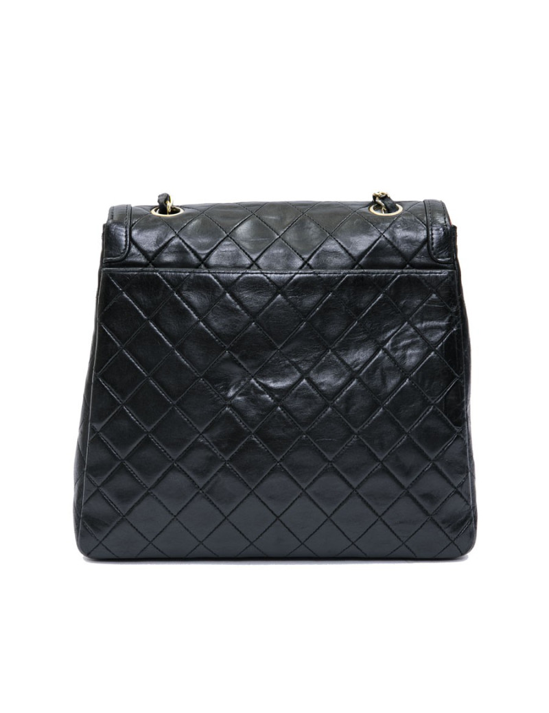 CHANEL vintage black quilted leather bag