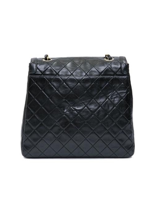 CHANEL vintage black quilted leather bag