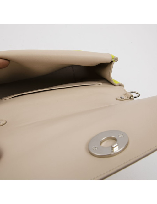 Sac BE DIOR cuir taurillon vert acide 