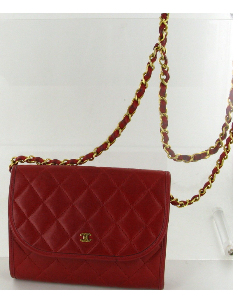 Sac CHANEL Vintage en cuir matelassé rouge