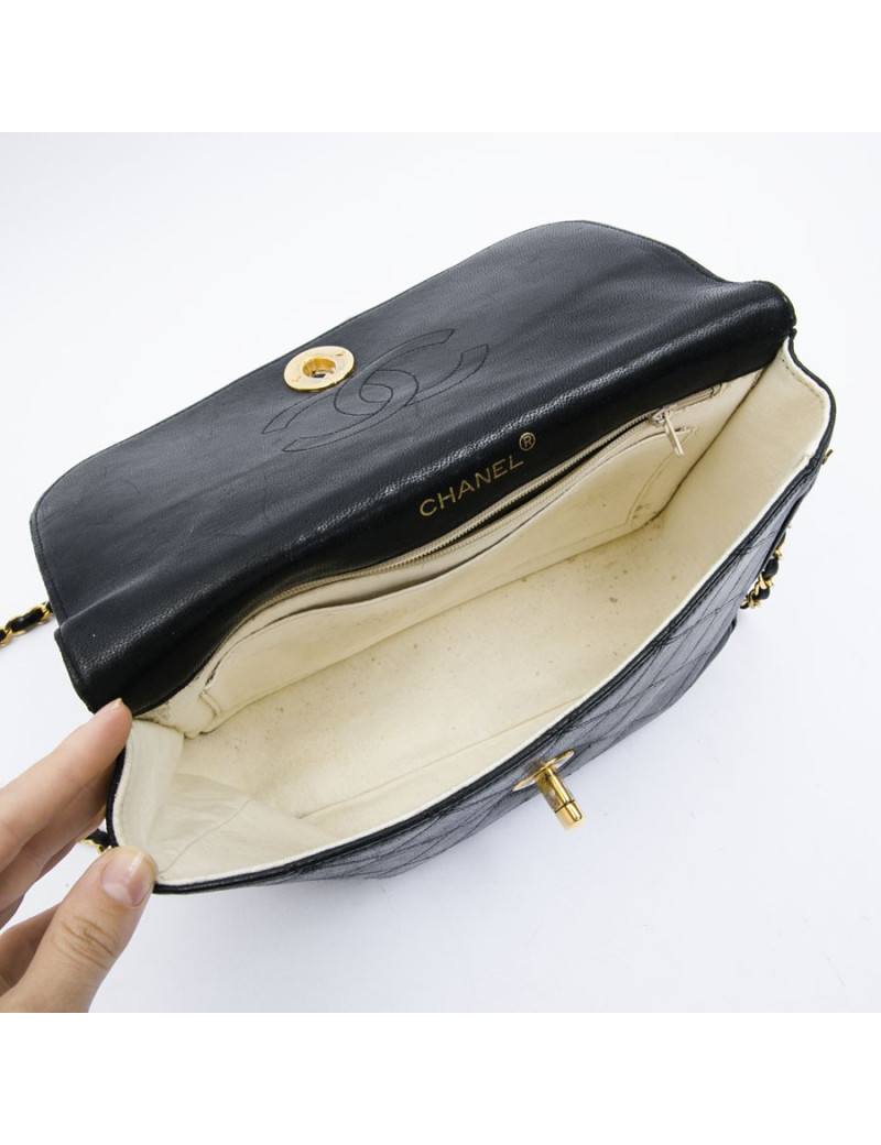 Sac CHANEL cuir d'agneau noir Vintage