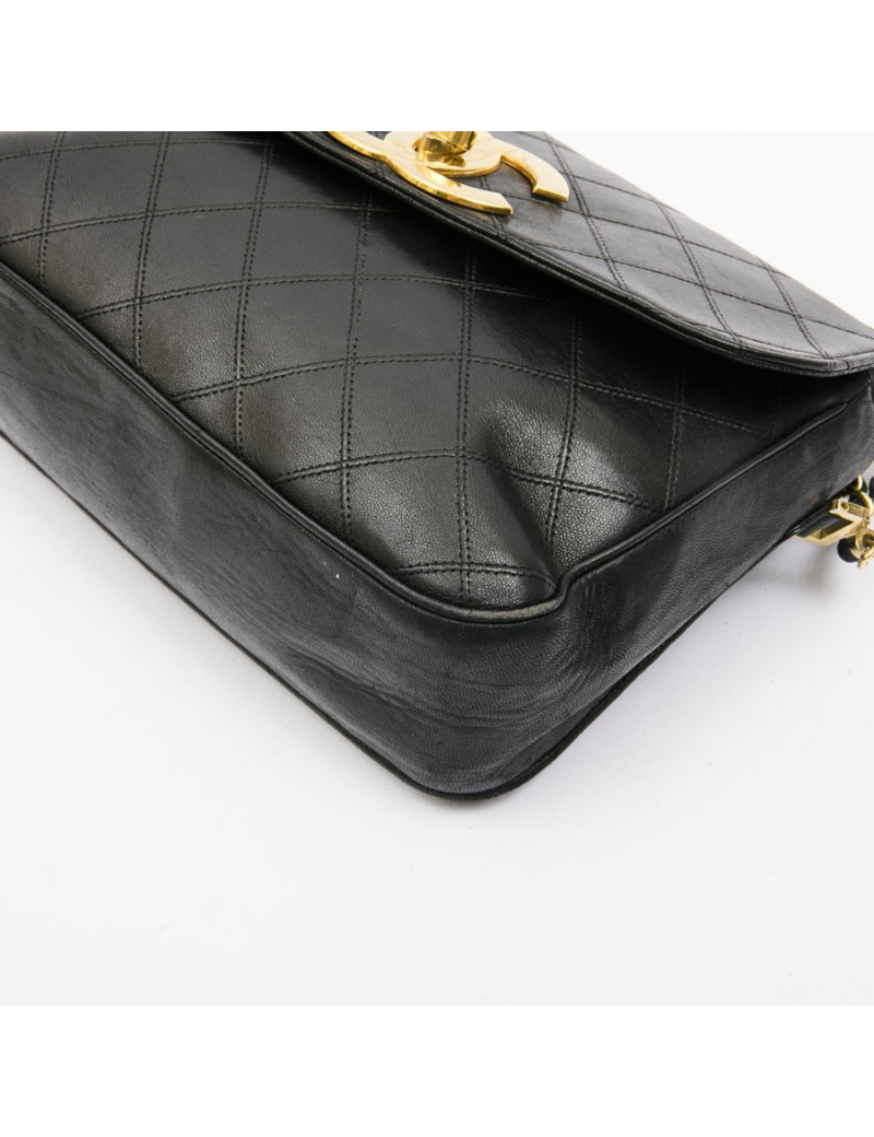 Sac CHANEL cuir d'agneau matelassé noir Vintage