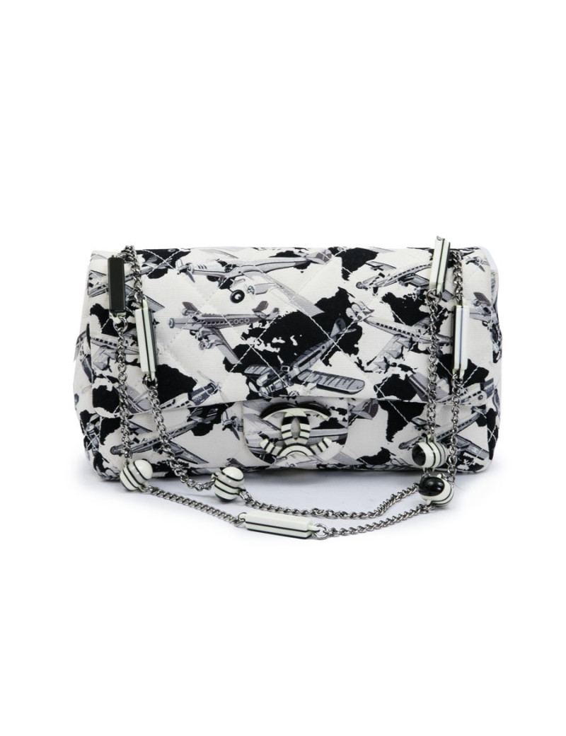 Sac CHANEL en toile  beige "Collection 