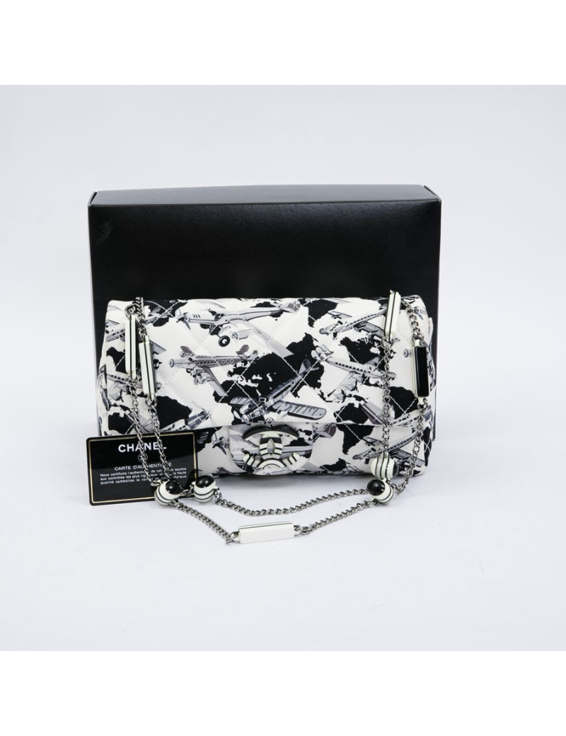 Sac CHANEL en toile  beige "Collection 